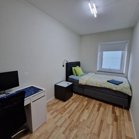 Homestay - Private Room In An Apartment 哥德堡 外观 照片
